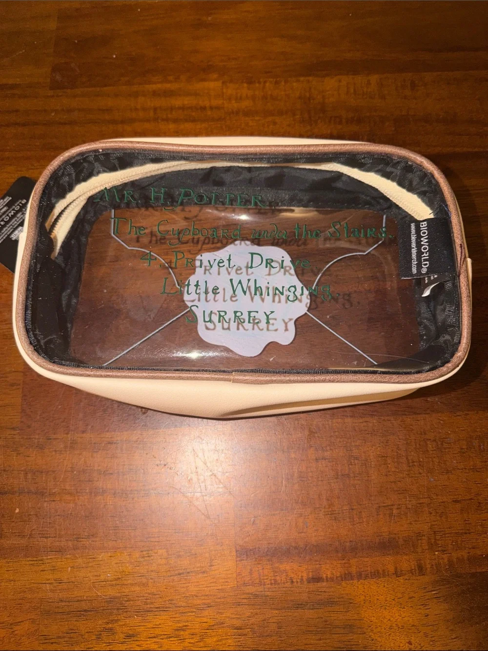 Harry Potter Hogwarts Letter Cosmetics Bag three piece Set. NWT.